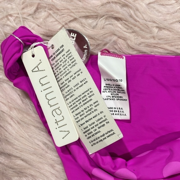 NWT Vitamin A Fuchsia Pink Push Up Polka Dot Reversible Bikini Set - Picture 7 of 9